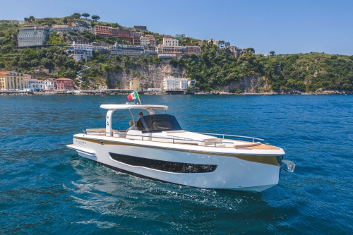ALLURE 38